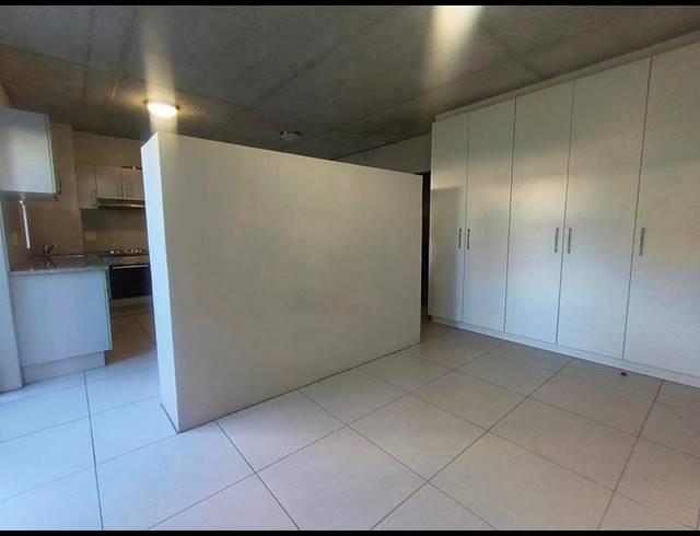 1 BEDROOM PROPERTY TO RENT IN OBSERVATORY